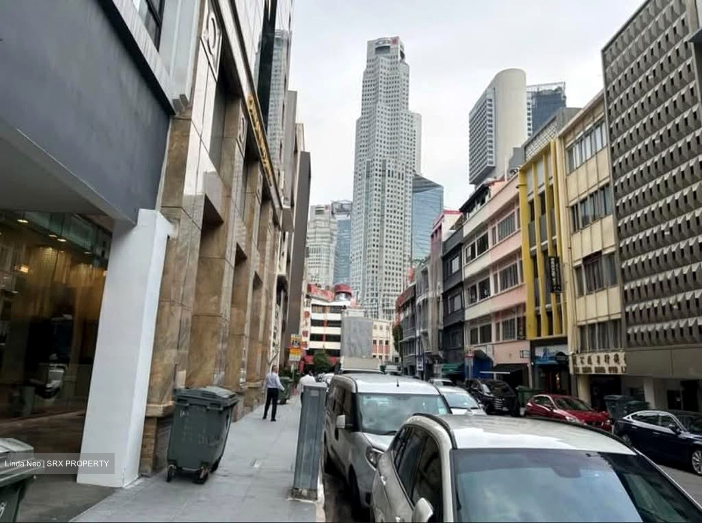 Hongkong Street (D1), Office #594030561